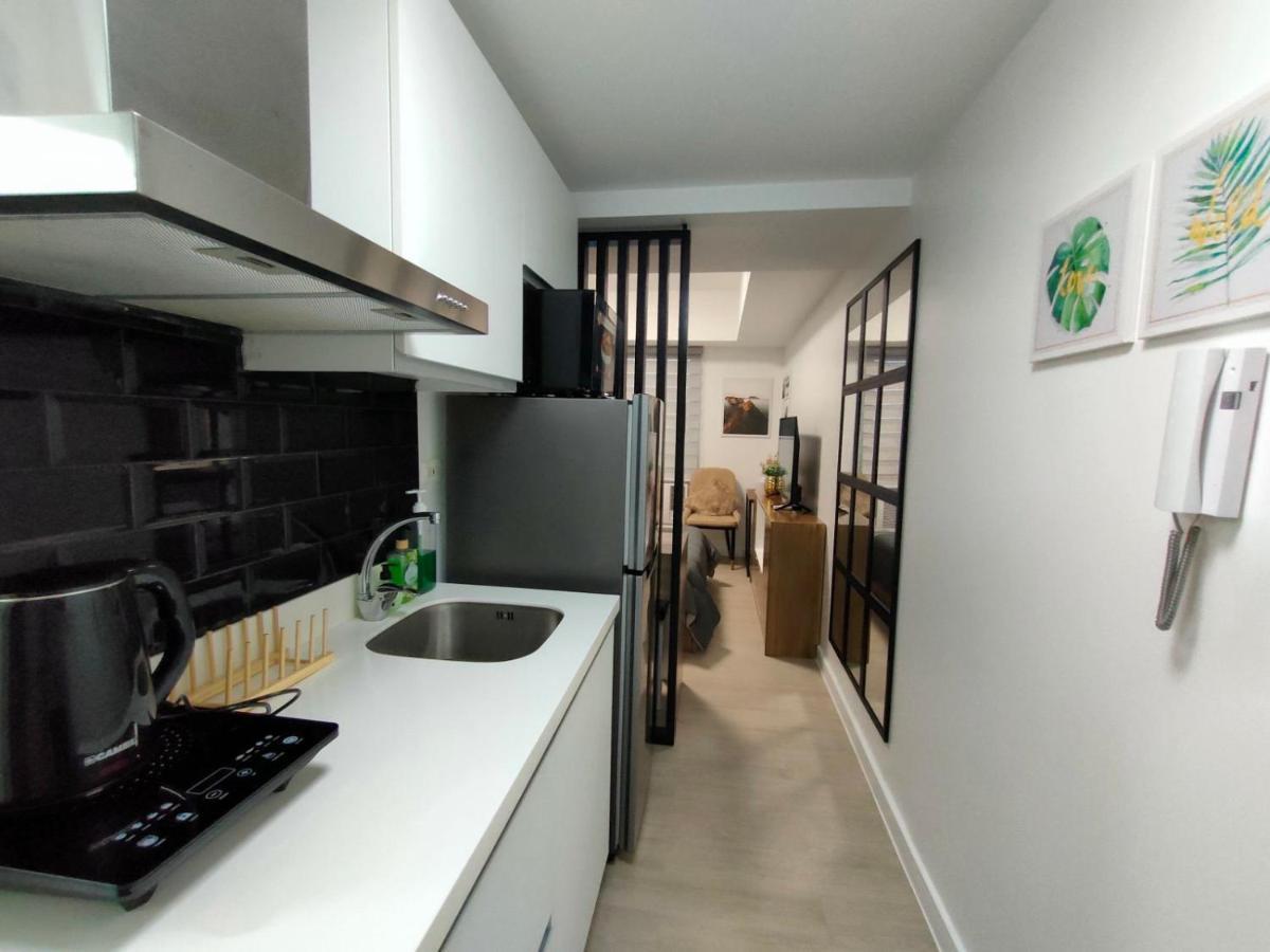 The Aces Crib At Azure North Pampanga公寓式酒店 外观 照片