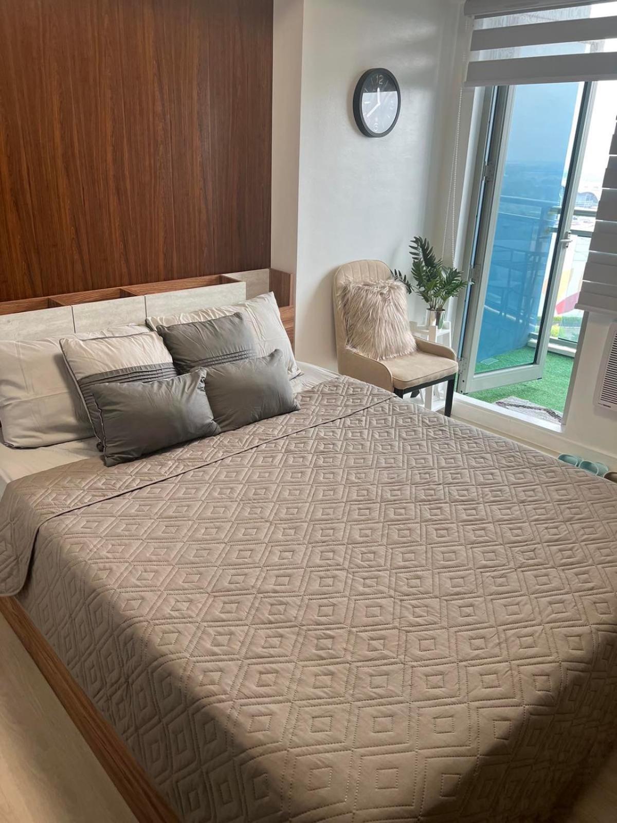 The Aces Crib At Azure North Pampanga公寓式酒店 外观 照片